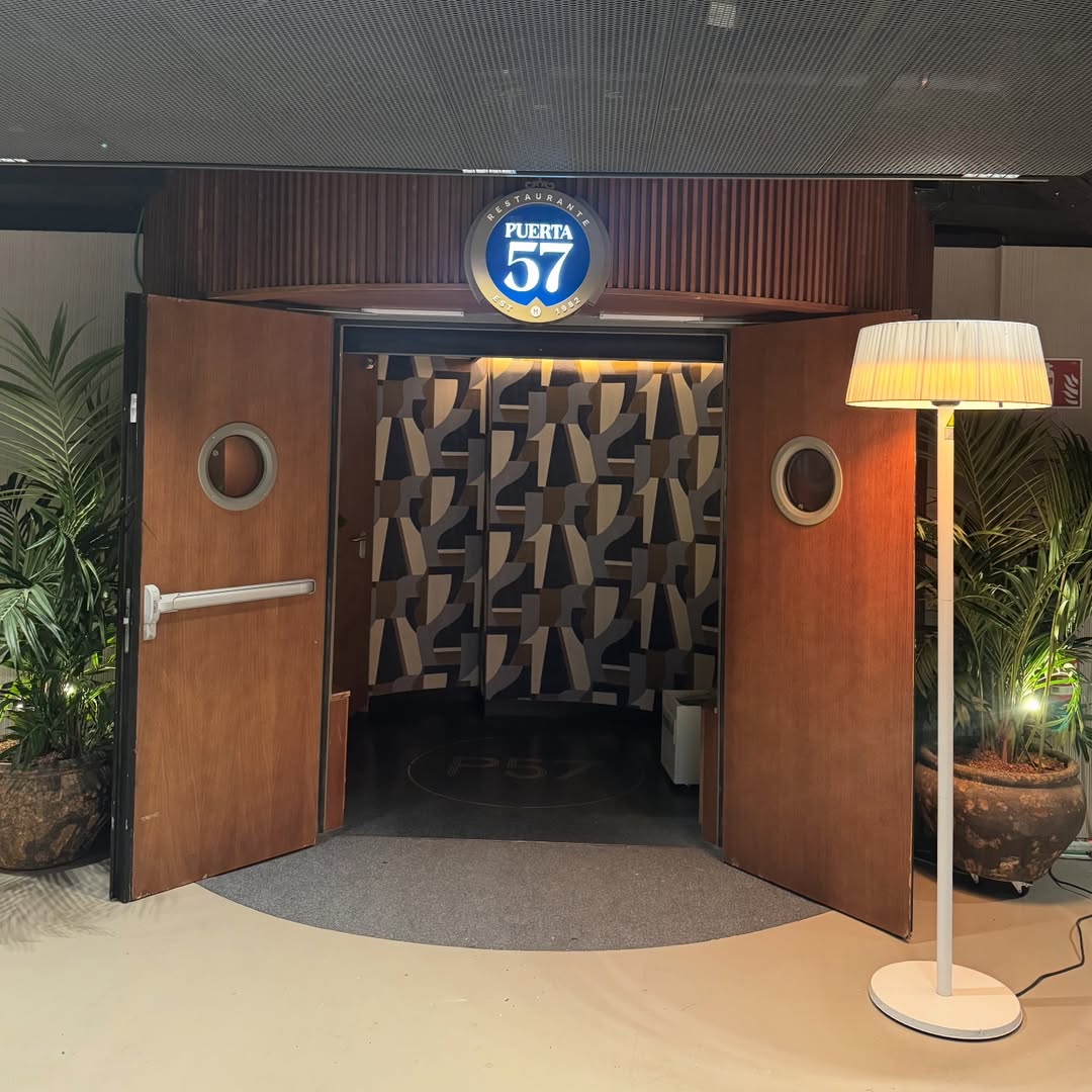 Puerta 57